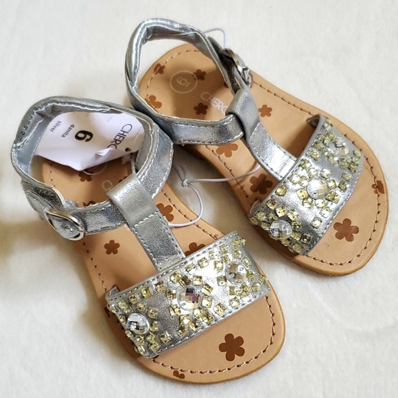 Cherokee Other - NWT New Cherokee Metallic Silver Sandals Baby Toddler Girl Size 6